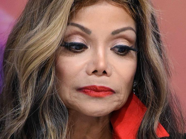 FamousPeopleFacts - LaToya Jackson