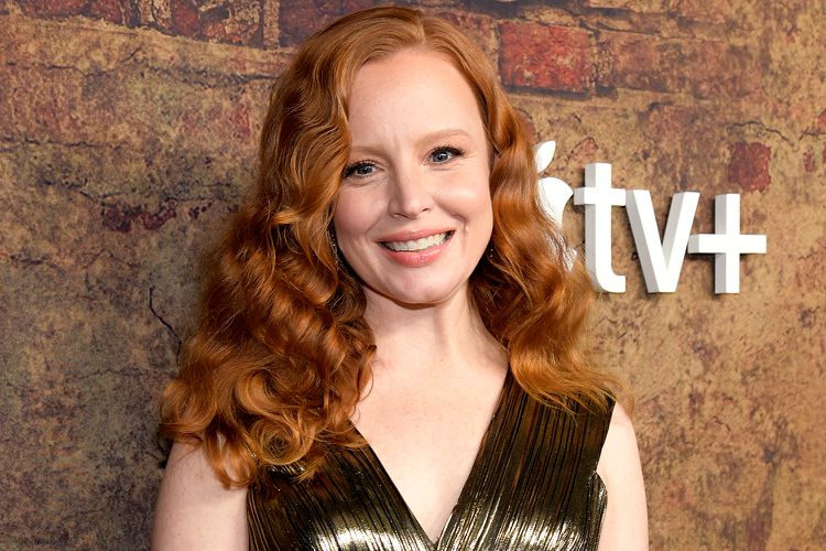 FamousPeopleFacts - Lauren Ambrose