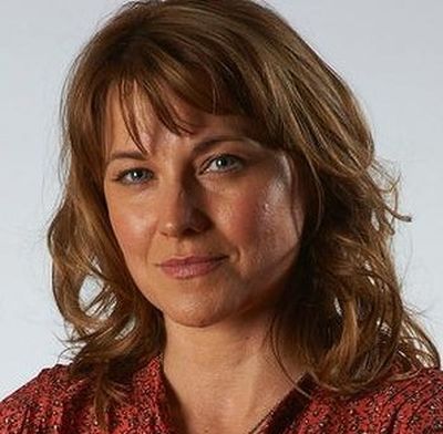 FamousPeopleFacts - Lucy Lawless