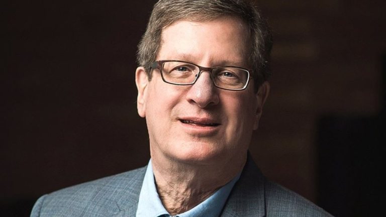 FamousPeopleFacts - Lee Strobel