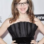 FamousPeopleFacts - Lisa Loeb