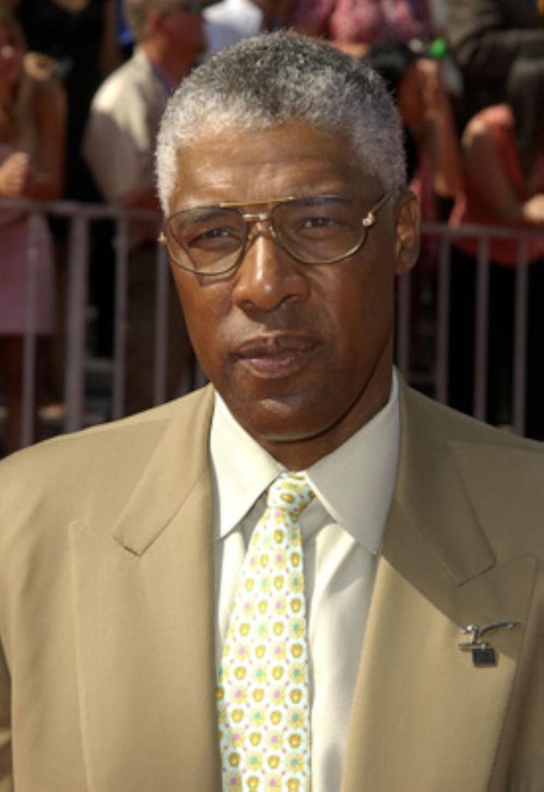 FamousPeopleFacts - Julius Erving