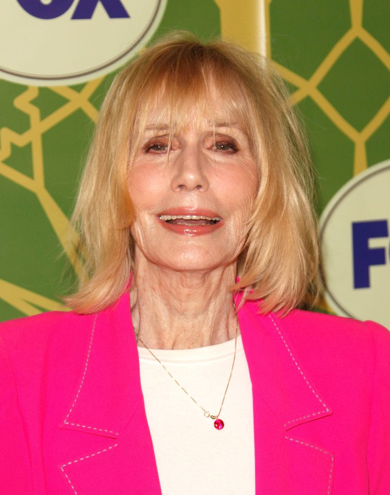 FamousPeopleFacts - Sally Kellerman