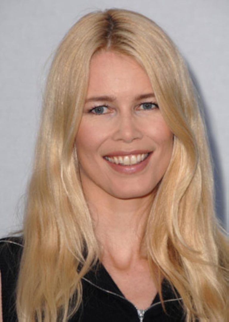 FamousPeopleFacts - Claudia Schiffer