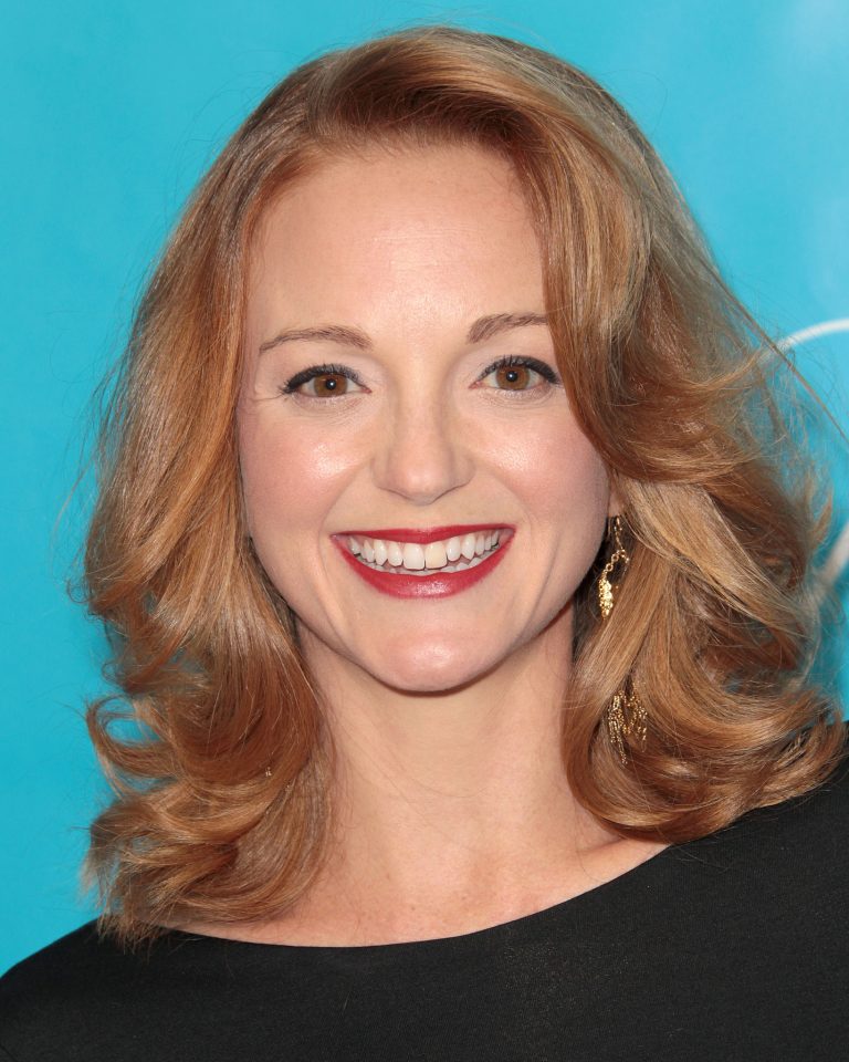 FamousPeopleFacts - Jayma Mays