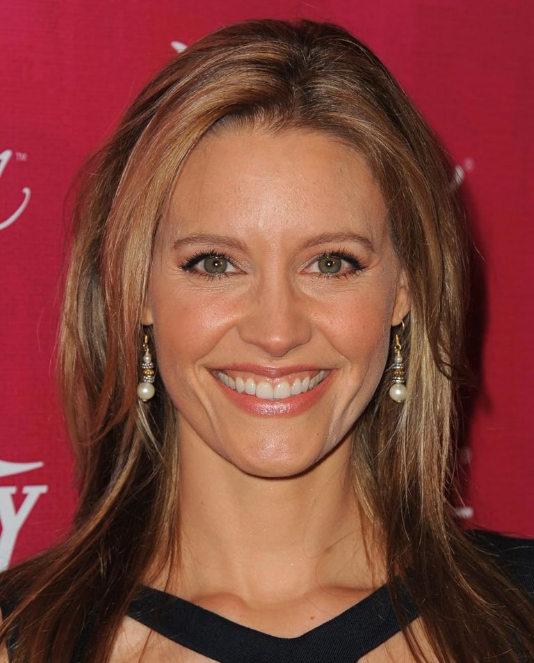 FamousPeopleFacts - KaDee Strickland