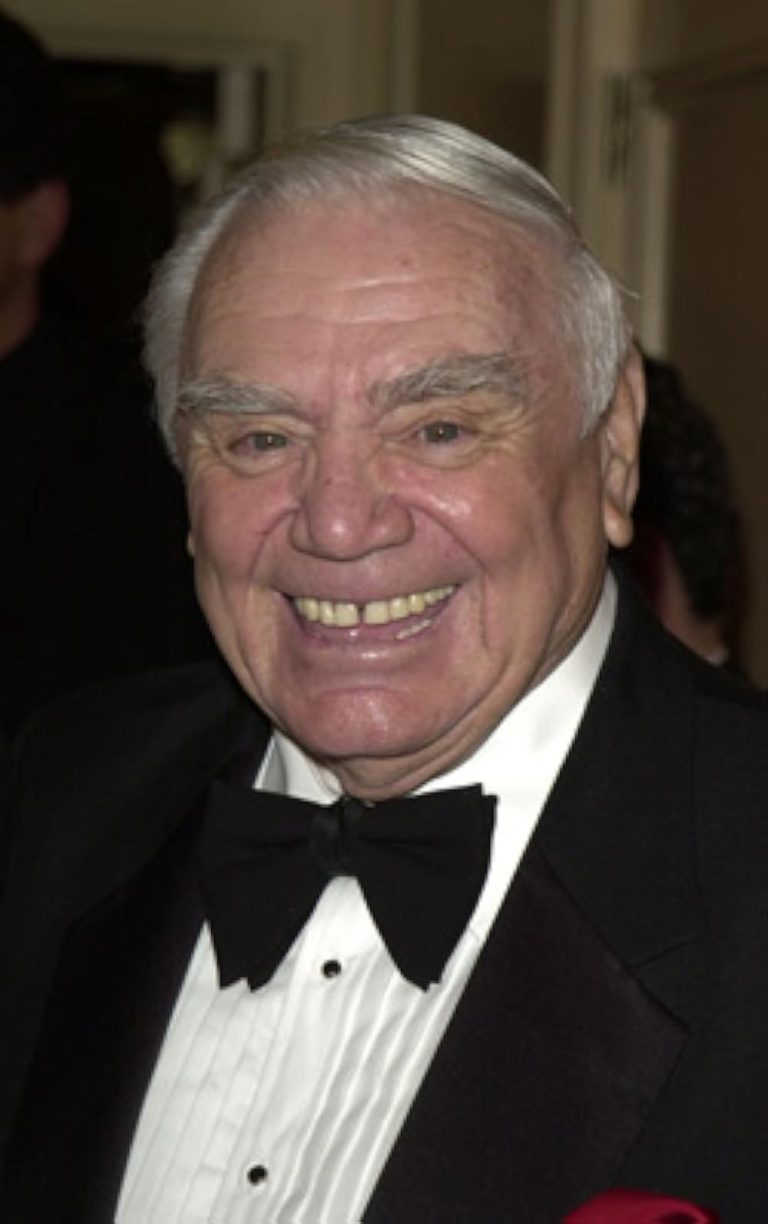 FamousPeopleFacts - Ernest Borgnine