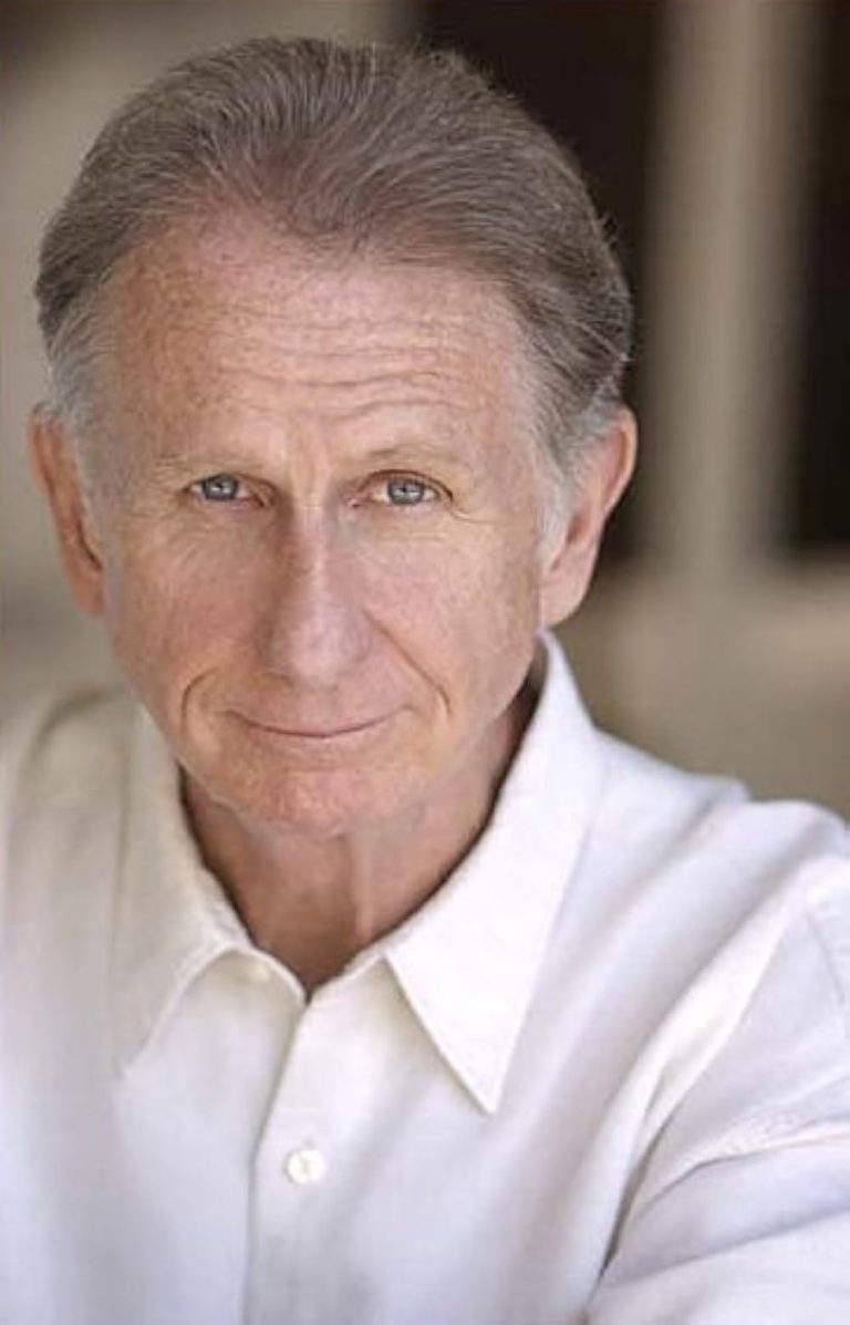 FamousPeopleFacts - Rene Auberjonois