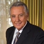 FamousPeopleFacts - Bob Gunton