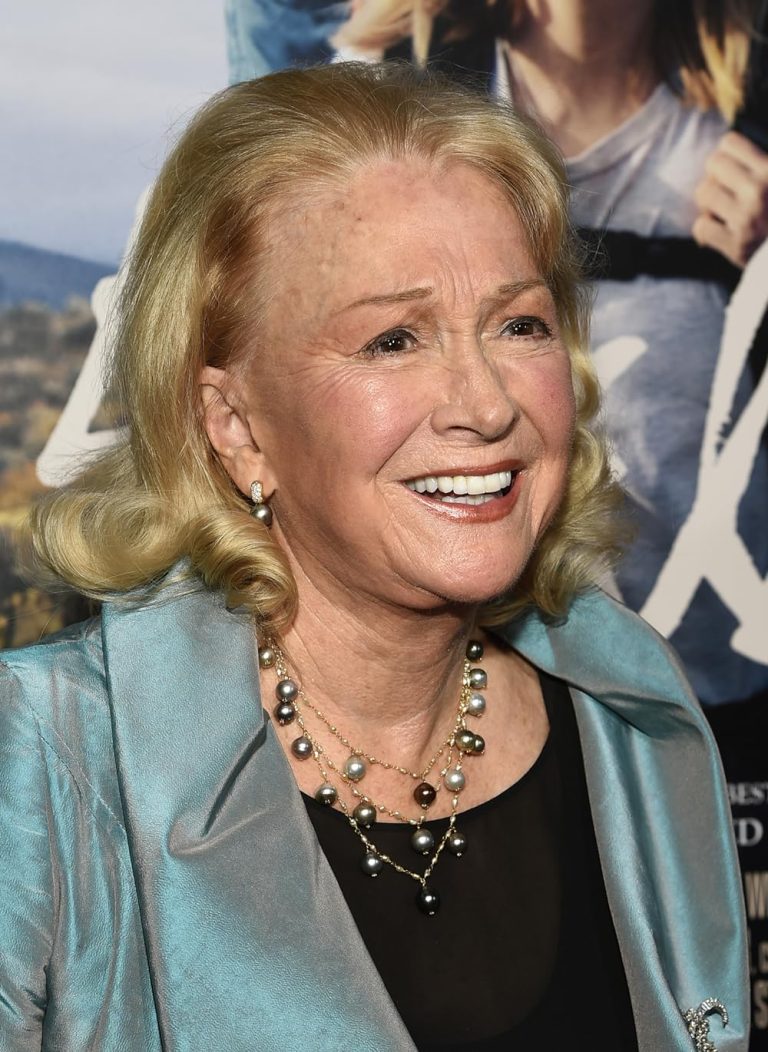 FamousPeopleFacts - Diane Ladd