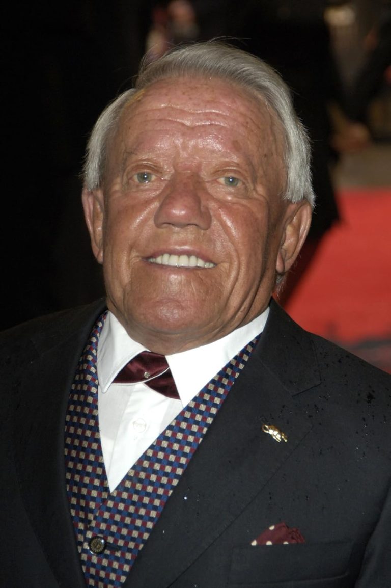 FamousPeopleFacts - Kenny Baker