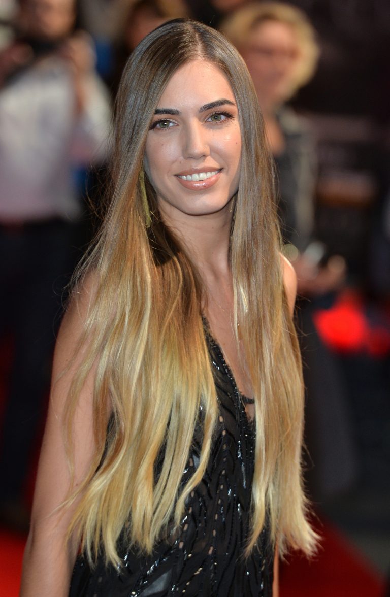 FamousPeopleFacts - Amber Le Bon