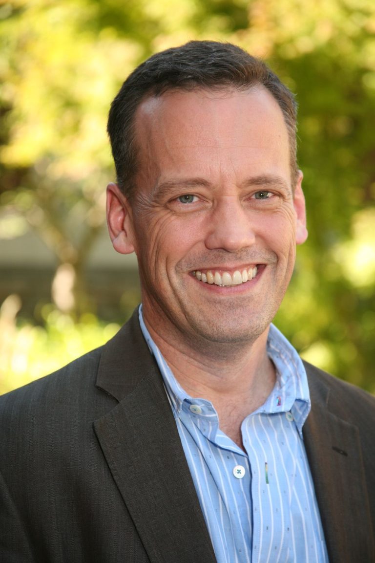 FamousPeopleFacts - Dee Bradley Baker