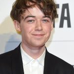 FamousPeopleFacts - Alex Lawther