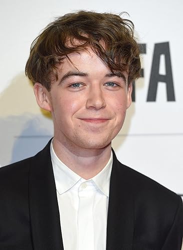 FamousPeopleFacts - Alex Lawther