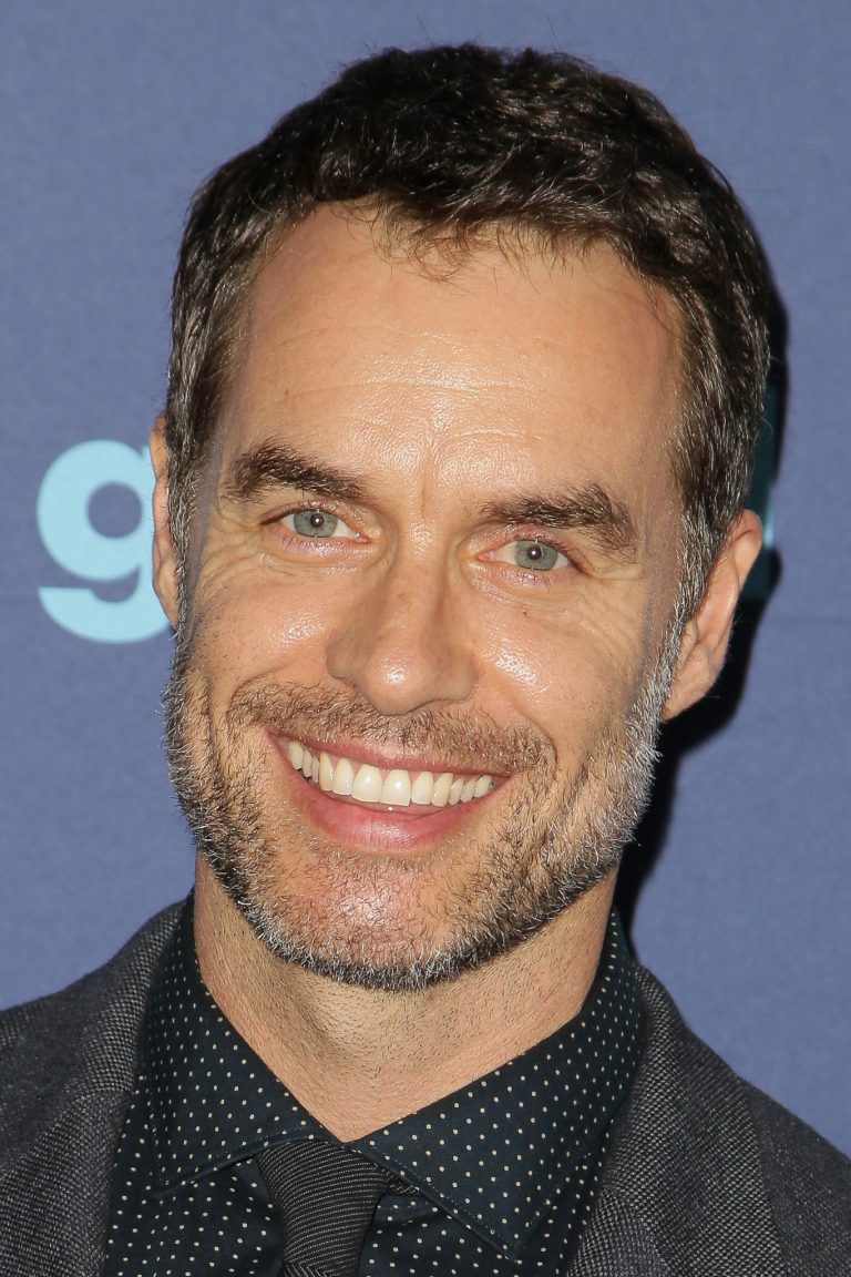 FamousPeopleFacts - Murray Bartlett