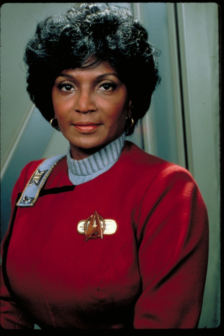 FamousPeopleFacts - Nichelle Nichols