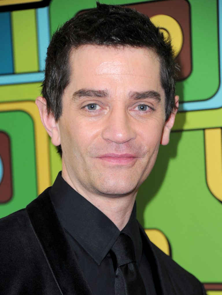 FamousPeopleFacts - James Frain