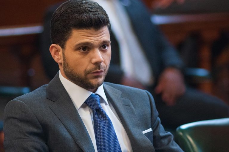 FamousPeopleFacts - Jerry Ferrara