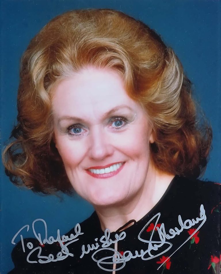 FamousPeopleFacts - Joan Sutherland