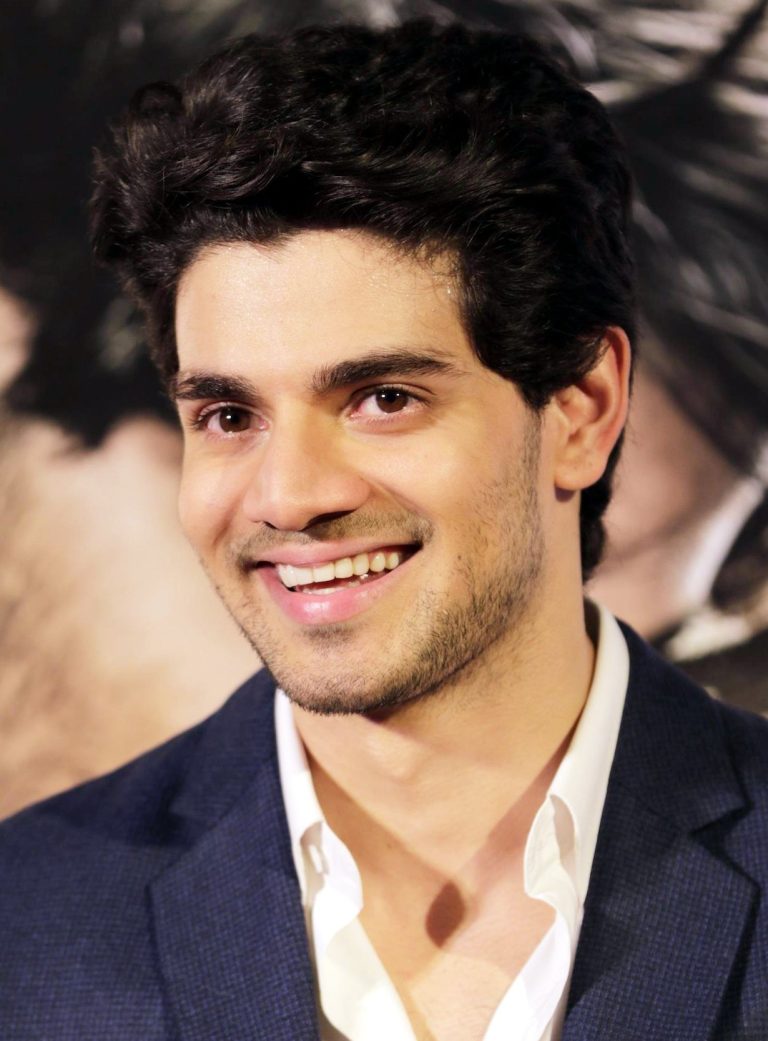 FamousPeopleFacts - Sooraj Pancholi