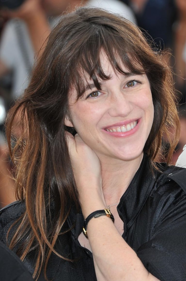 FamousPeopleFacts - Charlotte Gainsbourg