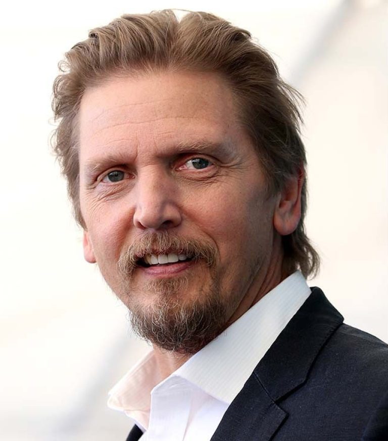 FamousPeopleFacts - Barry Pepper