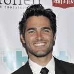 FamousPeopleFacts - Tyler Hoechlin