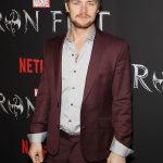 FamousPeopleFacts - Finn Jones