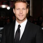 FamousPeopleFacts - Luke Bracey