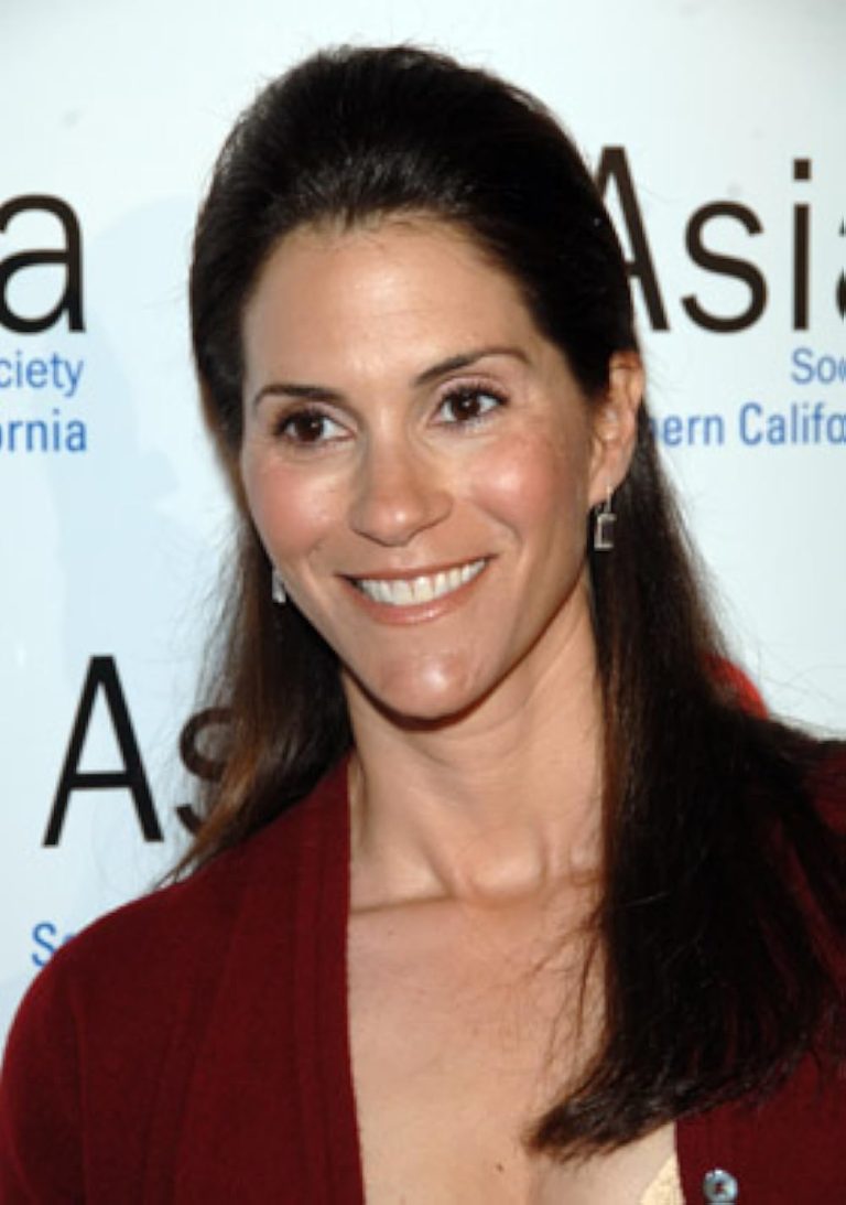 FamousPeopleFacts - Jami Gertz