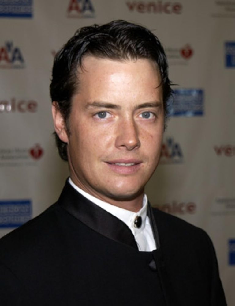 FamousPeopleFacts - Jeremy London