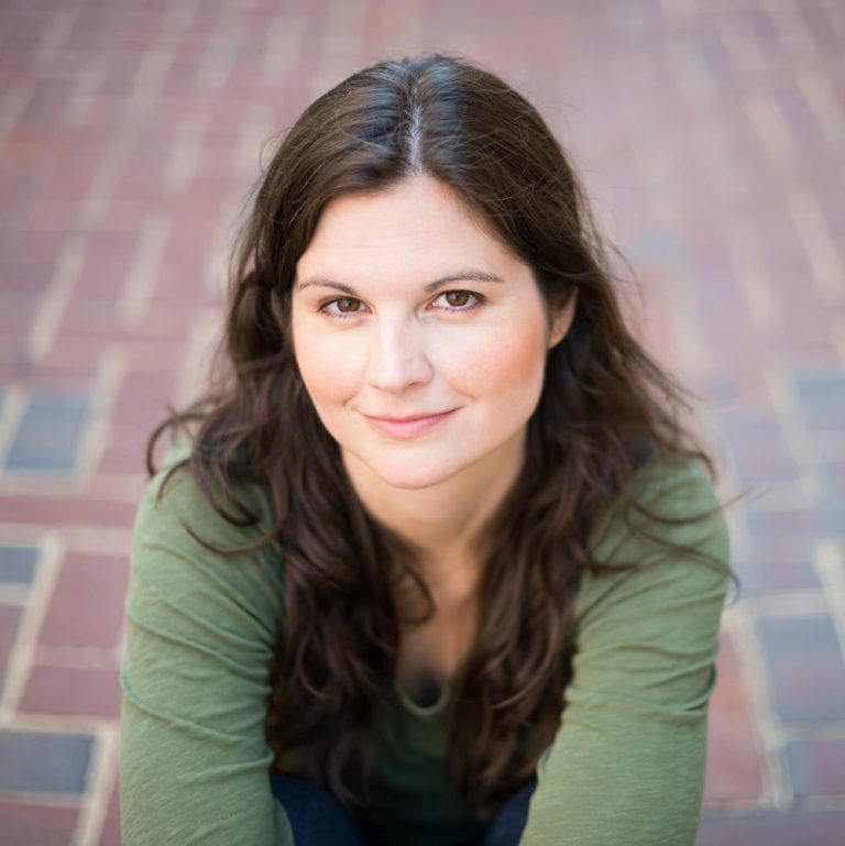 FamousPeopleFacts - Lisa Jakub