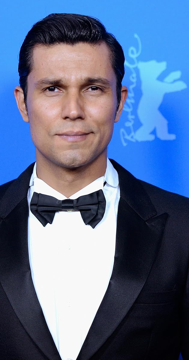 FamousPeopleFacts - Randeep Hooda