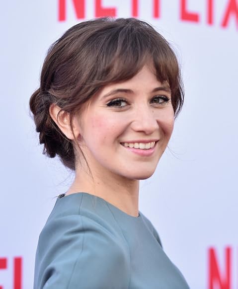 FamousPeopleFacts - Noel Wells