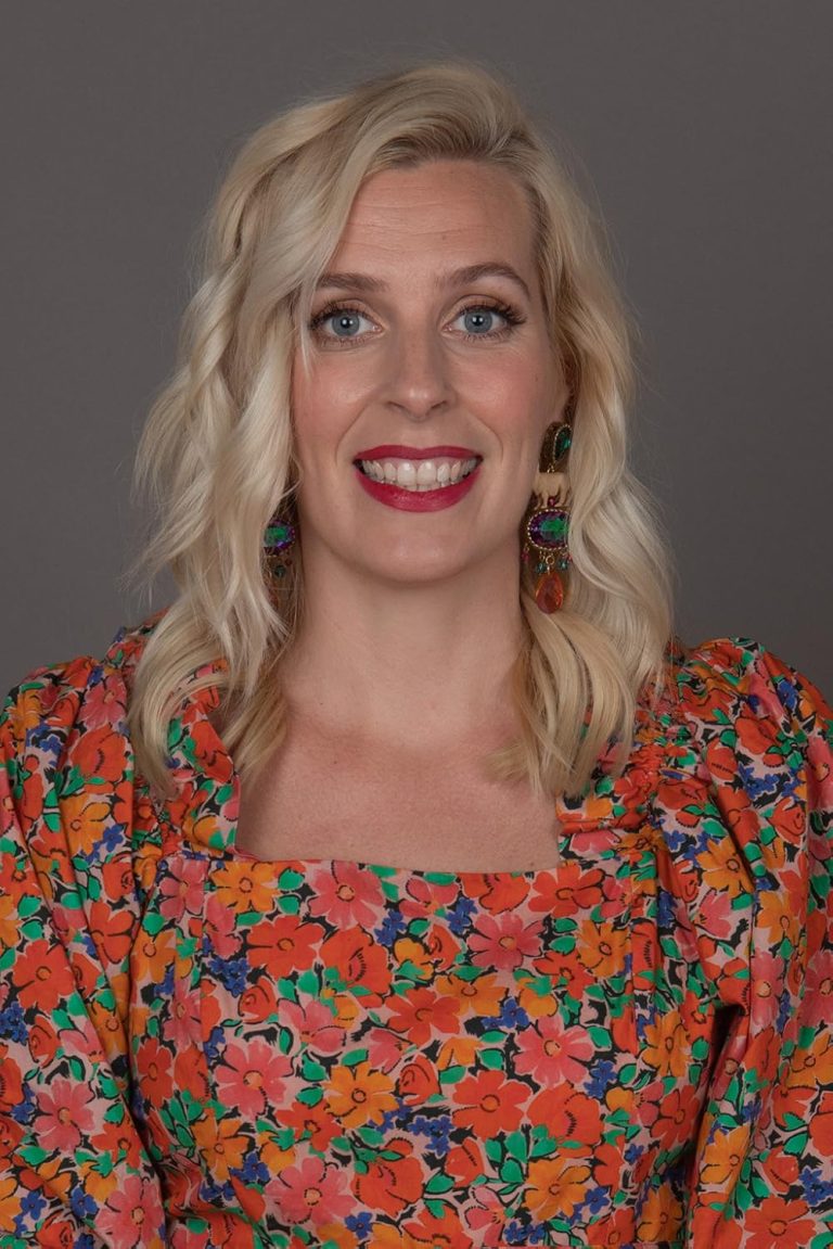 FamousPeopleFacts - Sara Pascoe