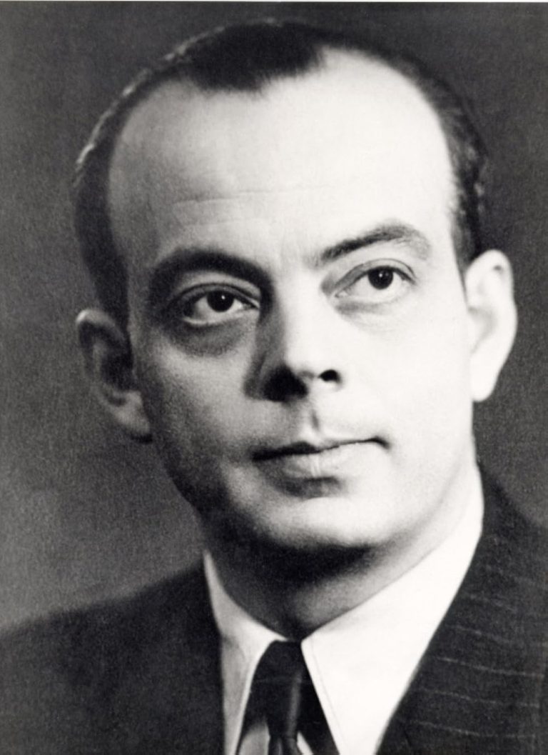 FamousPeopleFacts - Antoine de Saint-Exupery