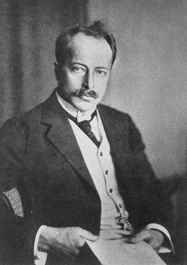 FamousPeopleFacts - Max von Laue