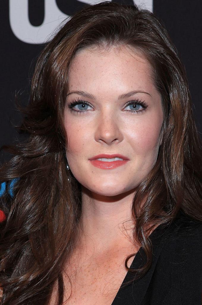 FamousPeopleFacts - Meghann Fahy