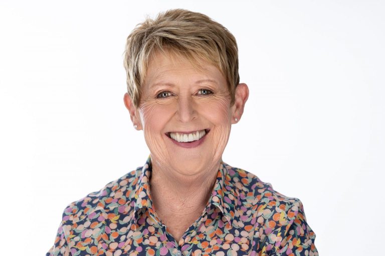 FamousPeopleFacts - Mem Fox