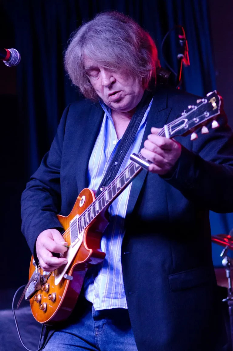 FamousPeopleFacts - Mick Taylor