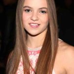 FamousPeopleFacts - Morgan Saylor