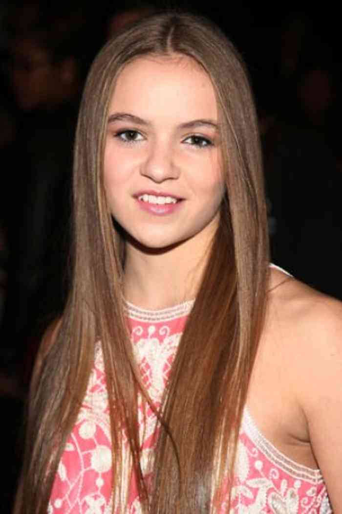 FamousPeopleFacts - Morgan Saylor