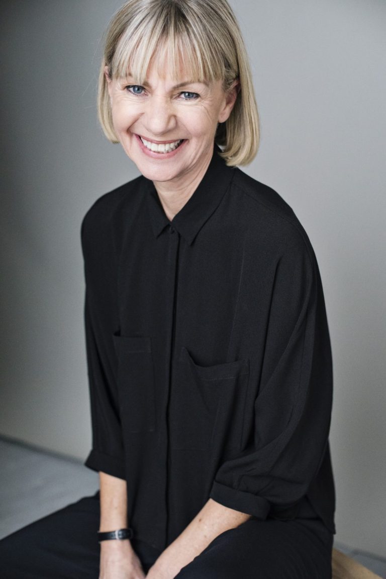 FamousPeopleFacts - Kate Mosse