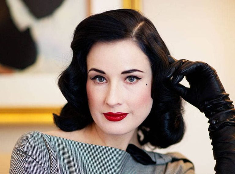 FamousPeopleFacts - Dita Von Teese