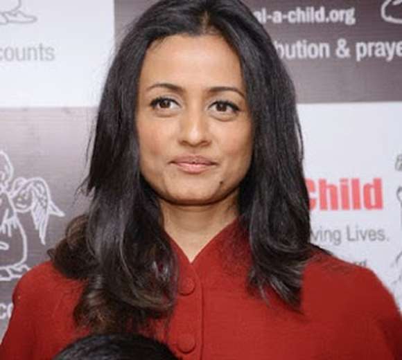 FamousPeopleFacts - Namrata Shirodkar