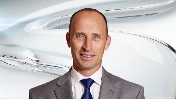 FamousPeopleFacts - Nasser Hussain