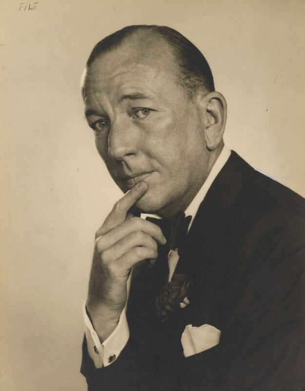 FamousPeopleFacts - Noel Coward