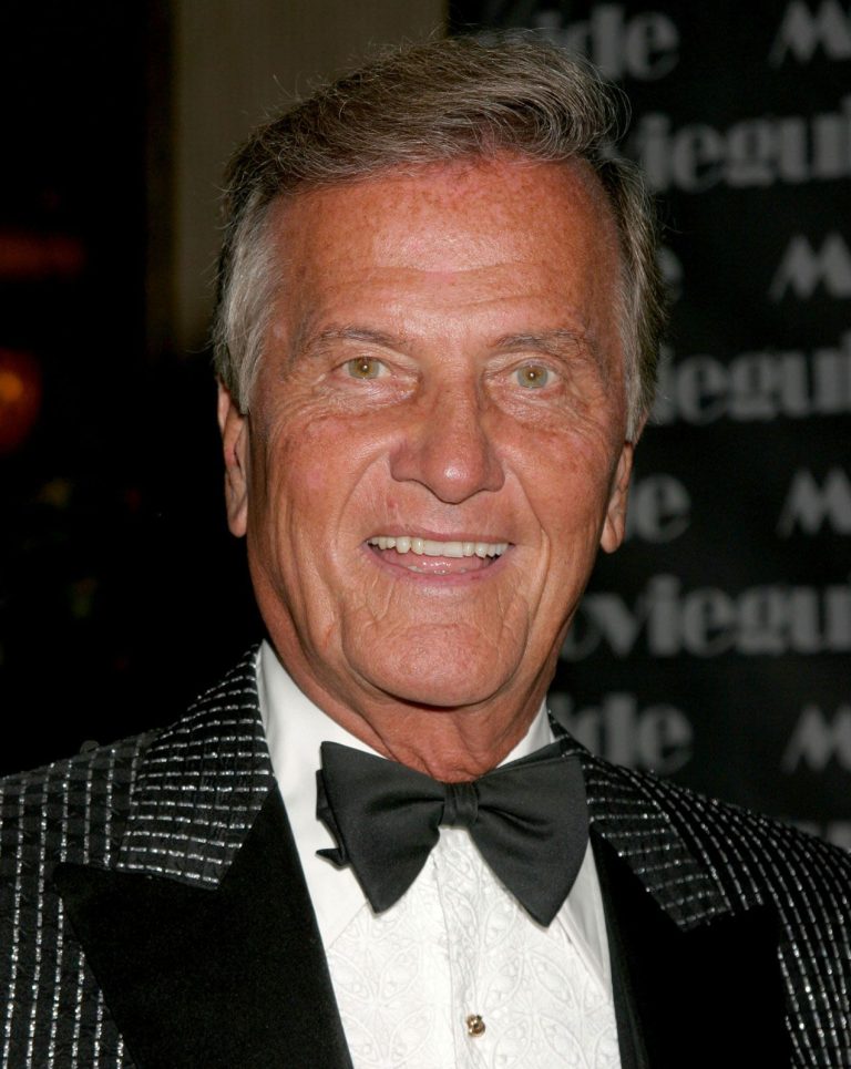 FamousPeopleFacts - Pat Boone