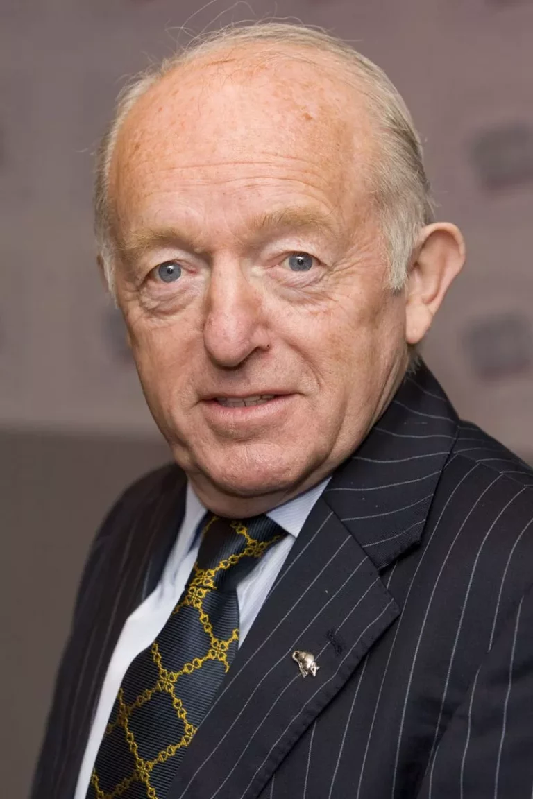 FamousPeopleFacts - Paul Daniels